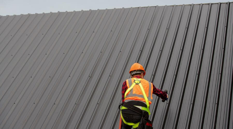 Professional gutter cleaning in Sedley, VA